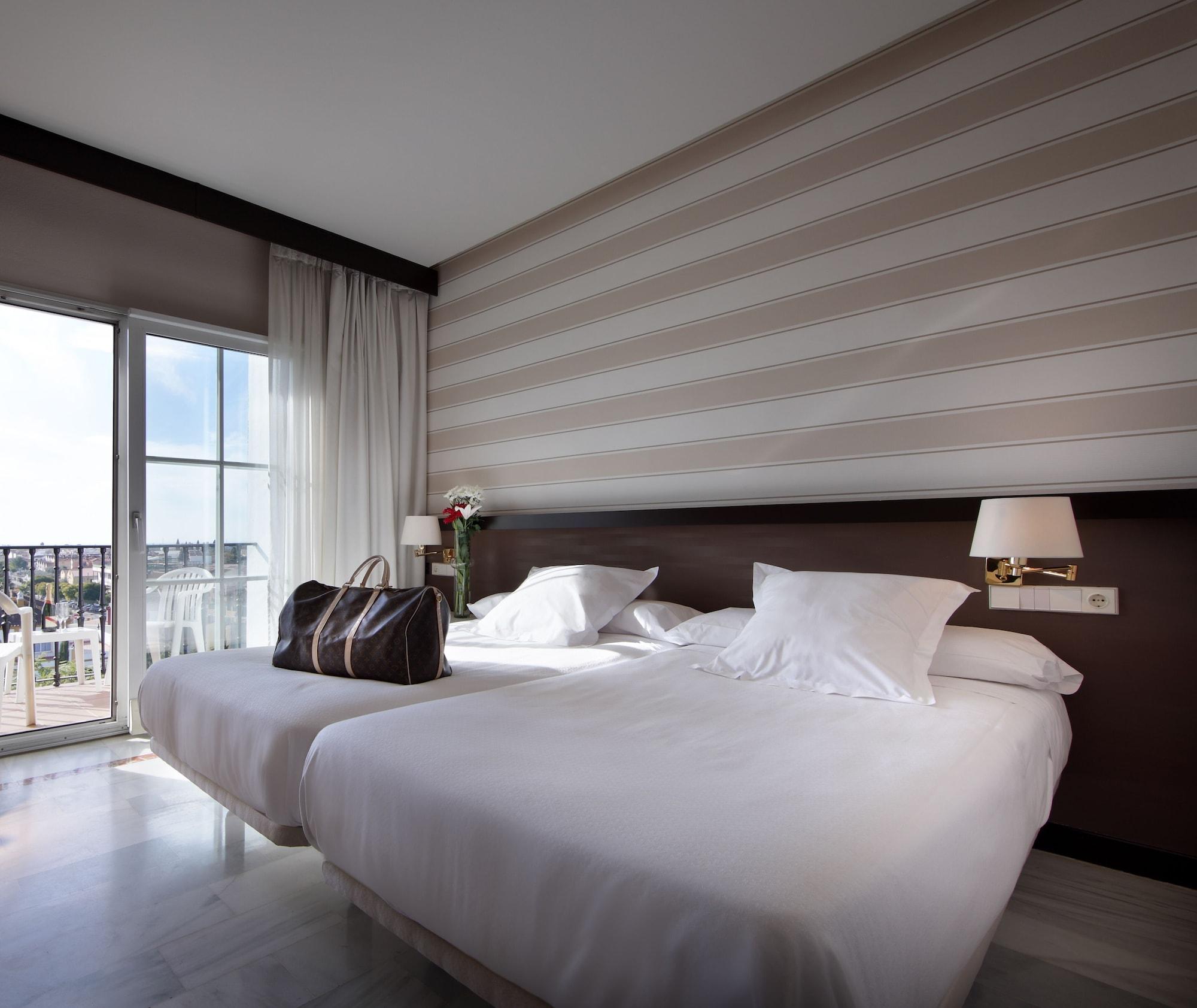 Hotel Abades Benacazon Bagian luar foto